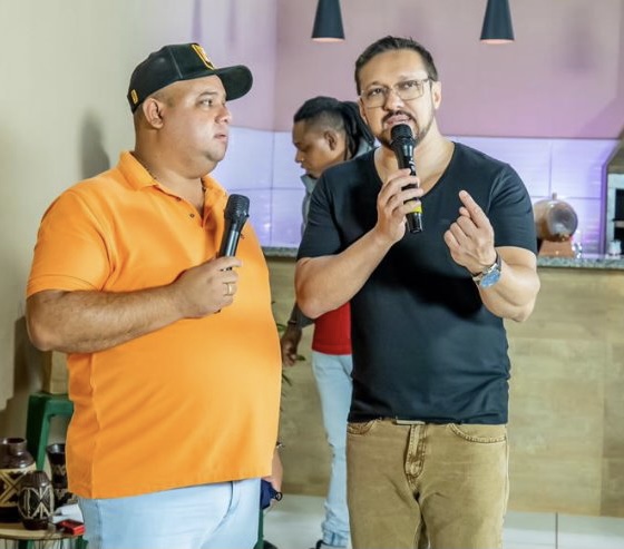 Em Live solidária, deputado Lucas de Lima e vereador Renê arrecadam 1,5 toneladas de alimentos