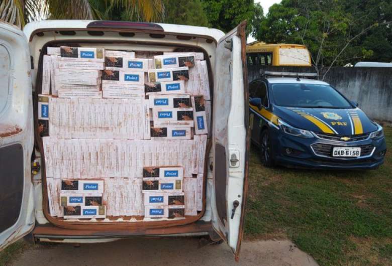 PRF apreende carga com 25 mil maços de cigarros contrabandeados na BR-419