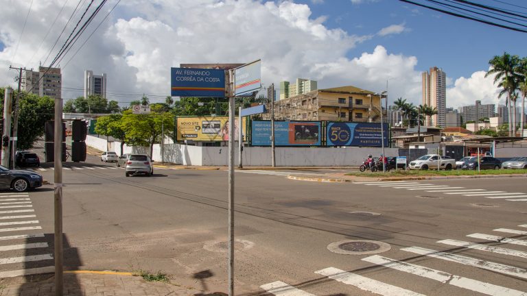 Obras no corredor de transporte da Rui Barbosa mudam itinerário dos motoristas nesta segunda-feira