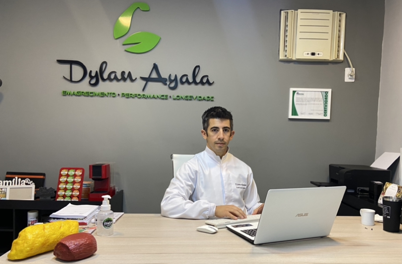 Nutricionista Dylan Ayala faz sucesso com delivery de hortifruti