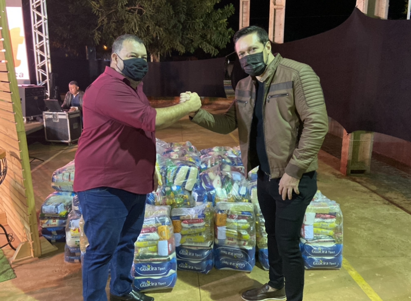 Lucas de Lima e vereador Everton arrecadam 4t de alimentos em Live Solidária