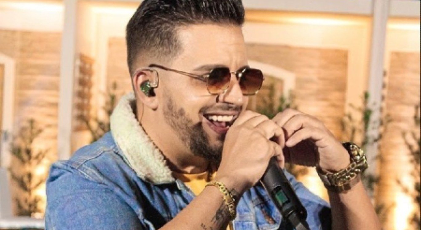 Cantor sertanejo Kleber morre de Covid-19 aos 37 anos