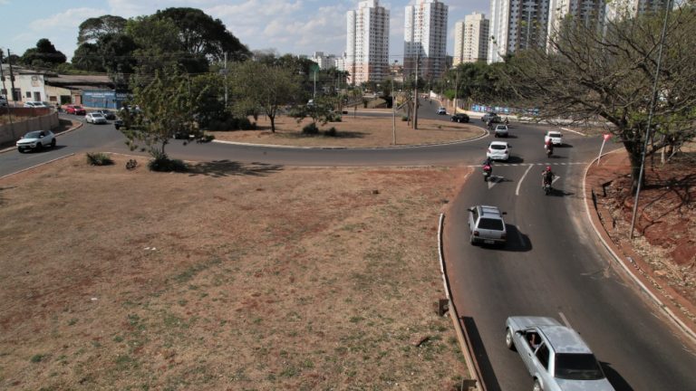 Prefeitura vai contratar projeto de obras para controle de enchente no segredo