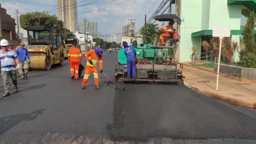 Trecho de interdição na Sete de Setembro é ampliado para obras de recapeamento