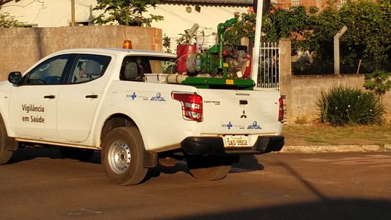 Intensificando combate ao Aedes aegypti, fumacê circula por 22 bairros nesta segunda-feira