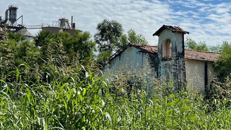 Deputado Evander Vendramini solicita à Votorantim recuperação de igreja em área da fábrica de Corumbá