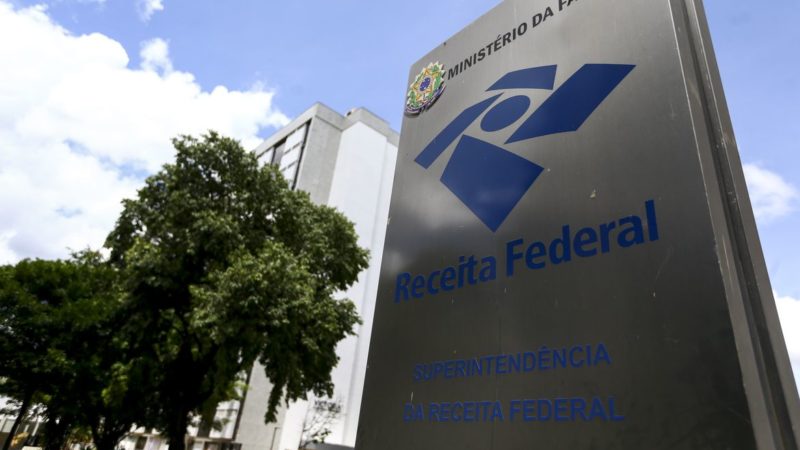 Contribuinte pode juntar documentos para declarar Imposto de Renda