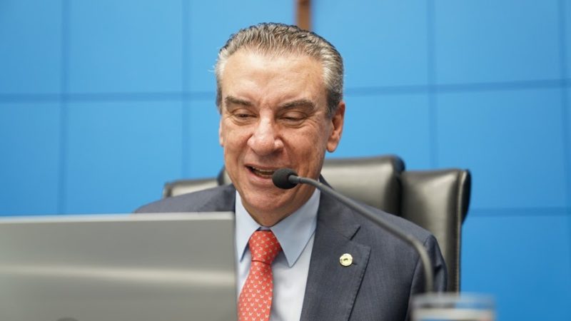 Paulo Corrêa lidera corrida para deputado estadual, mostra pesquisa