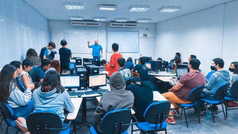 Prefeitura abre inscrições para o curso gratuito de manutenção de computadores