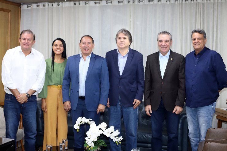 Presidente da ALEMS recebe secretários e reafirma compromisso com a harmonia entre os poderes