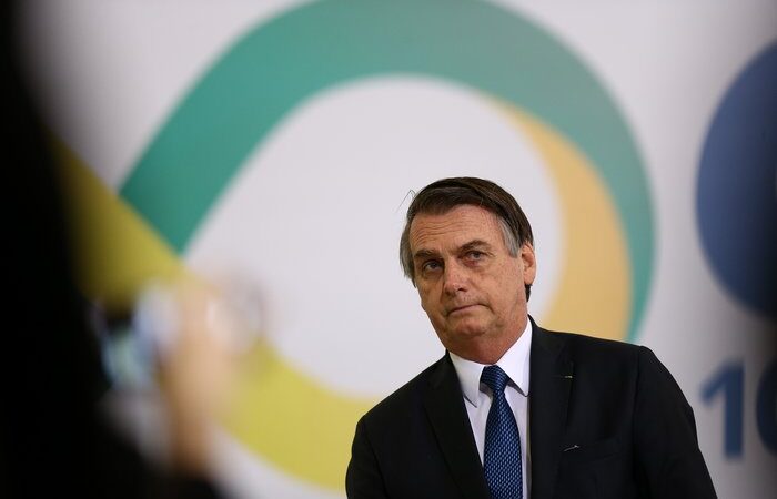 Bolsonaro prestará depoimento sobre atos golpistas nesta quarta-feira