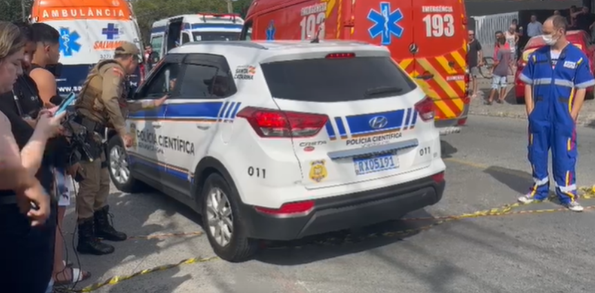 Homem invade creche em Santa Catarina e mata 4 crianças com machado