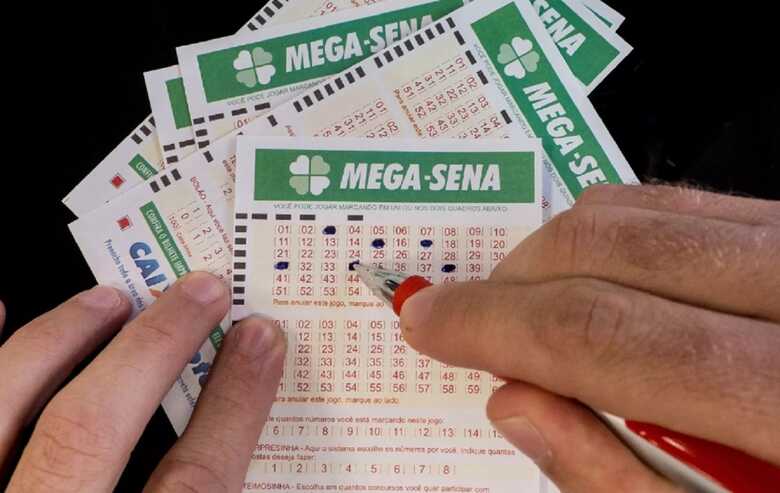 Prêmio da Mega-Sena acumula e chega a R$ 100 milhões