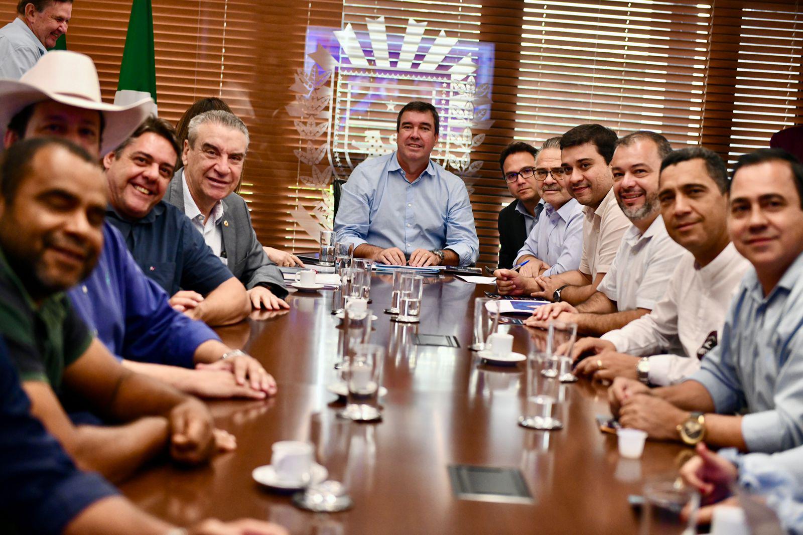 Com Riedel e lideranças, Paulo Corrêa discute novos investimentos para Aquidauana, Coronel Sapucaia e Naviraí