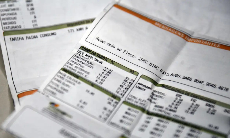 Conta de luz segue sem taxa extra em fevereiro, confirma Aneel