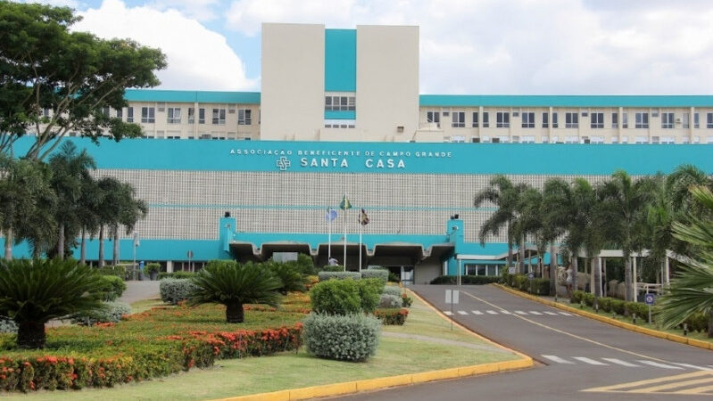 Após beber catuaba e cair da cama, criança é internada em estado grave em Campo Grande