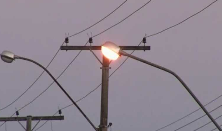 Moradores da Vila Sobrinho relatam madrugada sem luz