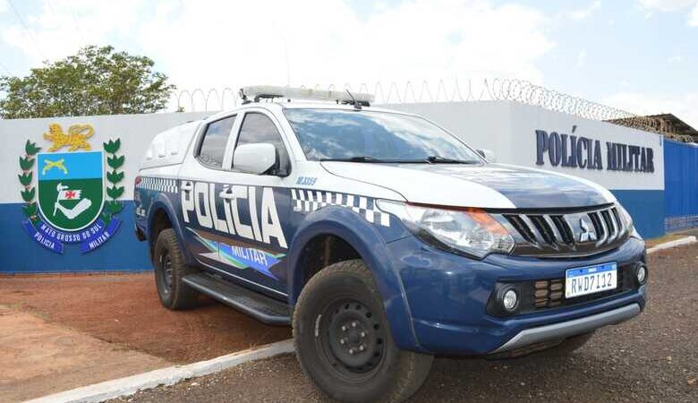 Homem atira contra mulher após discussão e acaba preso em flagrante no Tiradentes