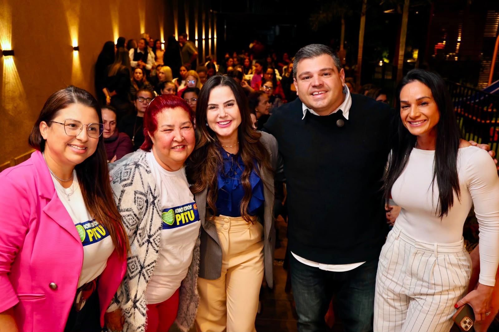 Mais de 300 mulheres participam de encontro promovido por Elaine Escobar e vereador Silvio Pitu