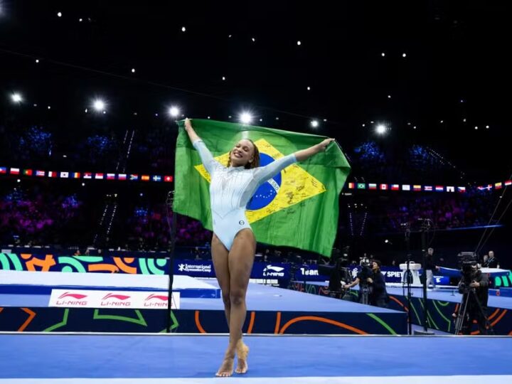 Rebeca Andrade conquista o ouro no salto no Mundial de Ginastica Artística em Roterdã